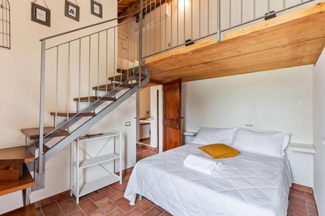 Grande Villa Storica Per Vacanze Con Giardino Privato E Piscina Ostra Luaran gambar