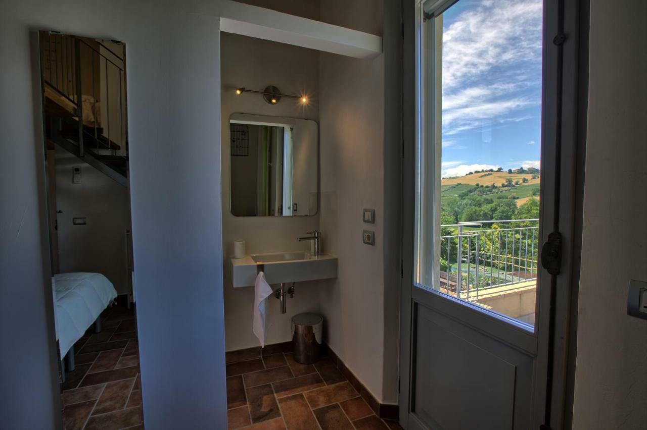 Grande Villa Storica Per Vacanze Con Giardino Privato E Piscina Ostra Luaran gambar